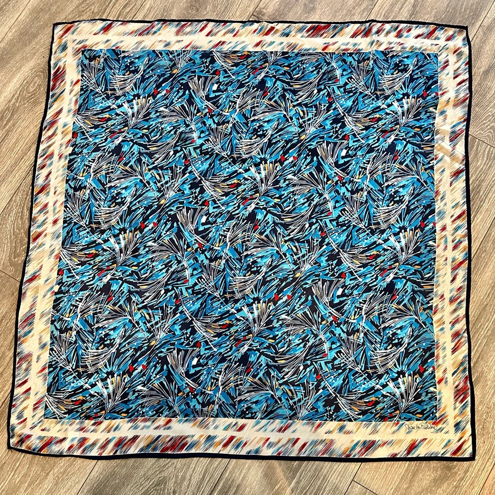 Diane Von Furstenberg SILK and SILKY Scarf (Used only once in runway show)